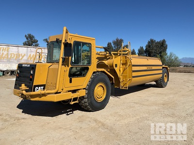 2001 Cat 613C series ll 5000 gal Water Wagon