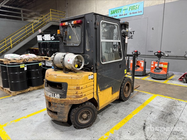 MONTACARGAS CATERPILLAR GP25