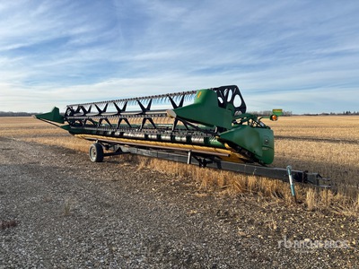 2000 John Deere 930F 30 ft Flex Combine Header