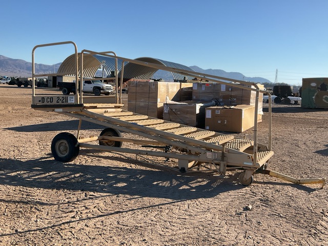 Superior Welding B-1 Adjustable Maintenance Platform