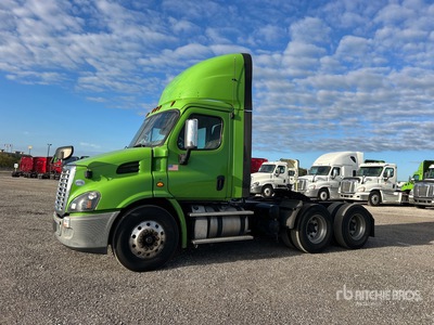2018 Freightliner Cascadia 113 6x4 T/A Day Cab Truck Tractor