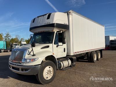 2016 International 4400 4x2 Sleeper Kastenwägen