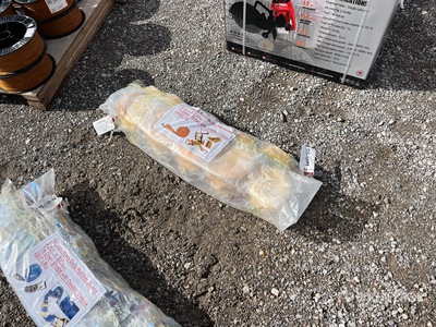 Quantity of (10) 2.4 in x 33 ft Yellow Heavy Duty Ratchet Straps Varios, tienda, almacen, consumidor