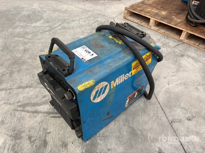 Miller ALT 304 300 A Multi-Process Schweißgerät