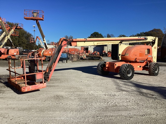 2005 JLG 800 AJ 4WD Diesel Articulating Boom Lift - Factory Reconditioned 2013