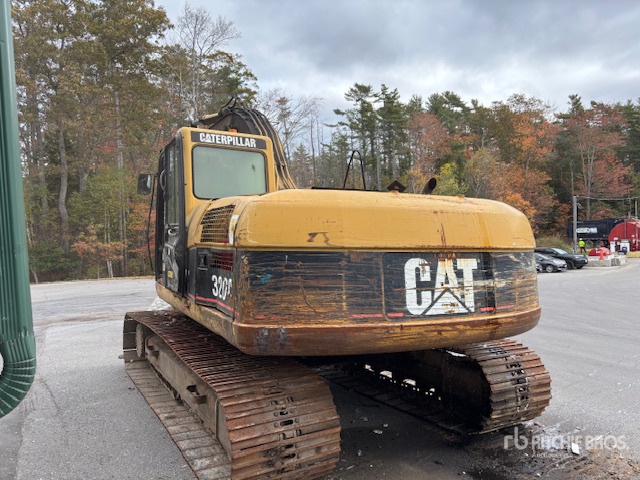 EXCAVADORA 2001 CATERPILLAR 320CL