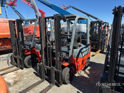 2006 Toyota 7FGCU20 4000 lb Cushion Tire Forklift