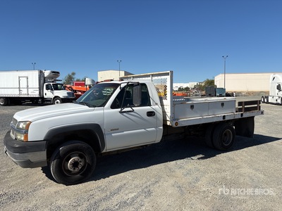 2003 Chevrolet SILVERADO 3500 4x2 Flatbed Truck