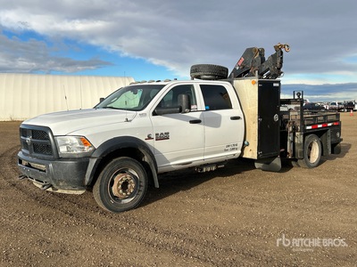 2011 Hiab 077 B S-3 CLX 3350 kg on 2015 Ram 5500 4x4 Crew Cab Boom Truck