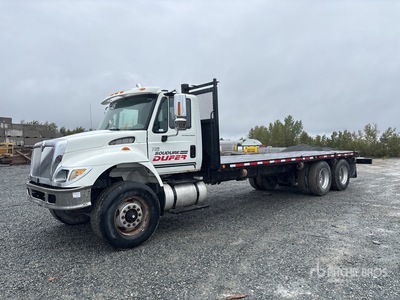 2004 International WorkStar 7500 6x4 平台トラック