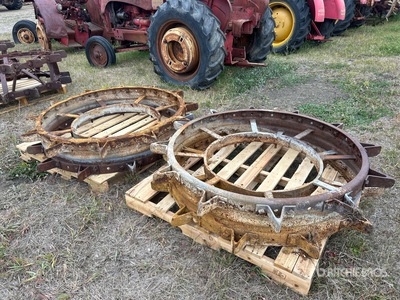 Quantity of (2) Steel Wheels Antiquités