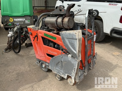 2019 Husqvarna FS5000D 3SP 36" Fugenschneider
