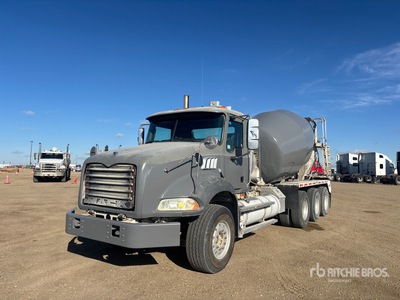 2009 Mack GU814 8x6 Mixer Truck