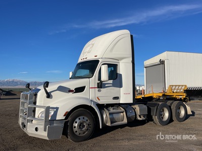 2020 Peterbilt 579 6x4 T/A Day Cab Truck Tractor
