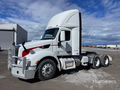 2020 Peterbilt 579 6x4 T/A Day Cab Truck Tractor