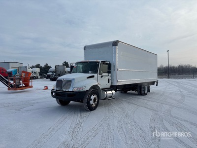 2019 International Durastar 4300 4x2 Van Truck