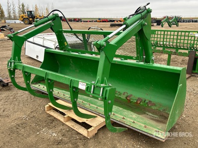 111 in Grapple tractor bak