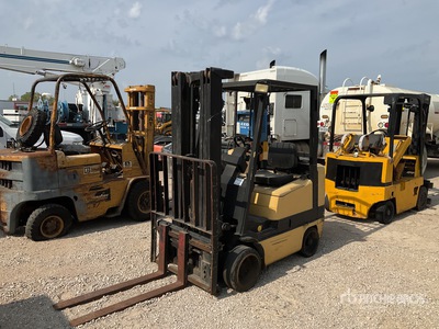 2000 Hyster S40XMS 3700 lb Cushion Tire رافعة شوكية