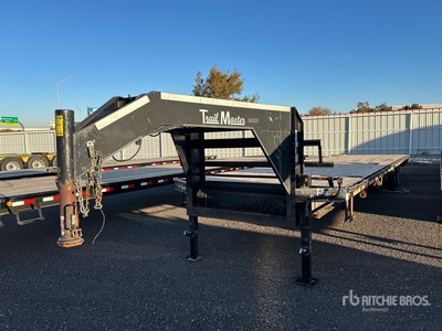 2010 Trailmaster 36 ft T/A Gooseneck Oplegger