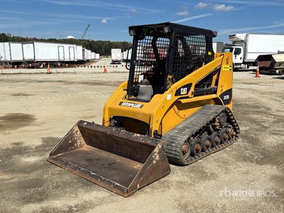 2010 Cat 247B Compact Track Loader