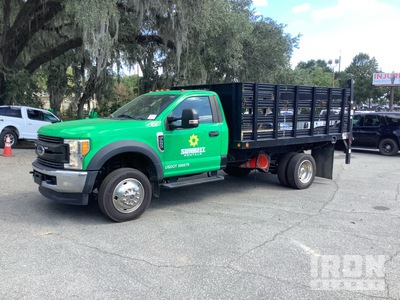 2017 Ford F-450 XL 4x4 Flatbed Truck
