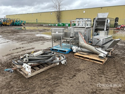 Quantity of Industrial kitchen supplies Varios, equipamiento de cocina