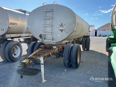 1973 Clough T/A Tanker Trailer