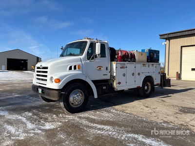 2000 Sterling L7500 4x2 Service Truck