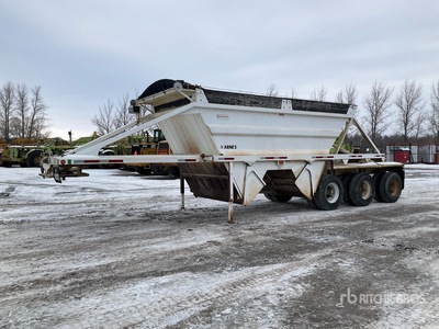 1999 Arnes 36 ft Tri/A Remorque à benne centrale