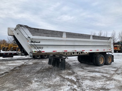 2009 Midland MG28XL2000 28 ft T/A Remorque à benne basculante arrière