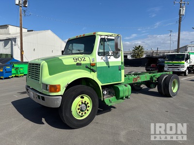 1995 International 4x2 Cab and Chassis