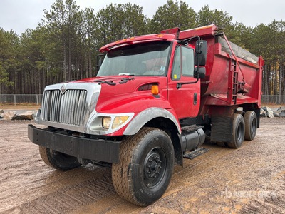 2006 International 7500 6x4 T/A Dump Truck