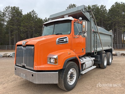 2016 Western Star 4700 6x4 T/A Camión dumper
