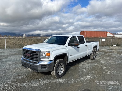2019 GMC 2500HD 4x4 Crew Cab Pickup