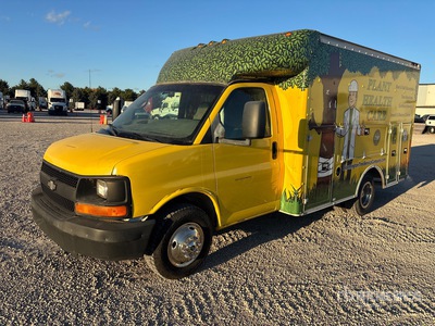2004 Chevrolet Express G3500 4x2 Van Truck