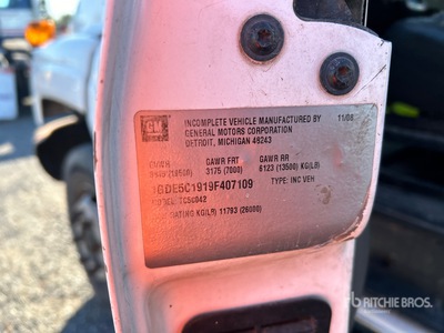 Altec AT37G 37.5 ft on 2009 GMC C5500 4x2 auto hoogwerker