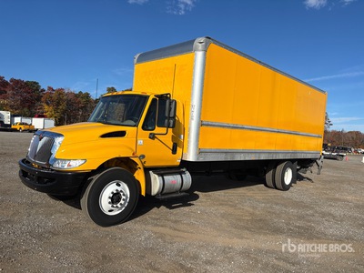 2019 International 4300 4x2 Van Truck