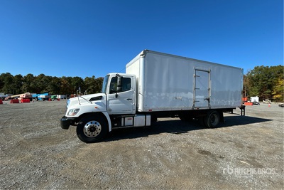 2020 Hino 338 4x2 Moving Furgonetka