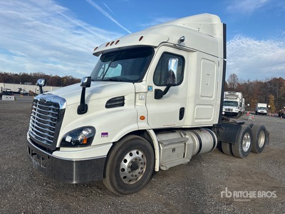 2019 Freightliner Cascadia 113 6x4 Sleeper Truck Tractor