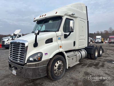 2019 Freightliner Cascadia 113 6x4 Sleeper Truck Tractor