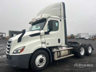 2019 Freightliner Cascadia 116 6x4 T/A Day Cab Truck Tractor