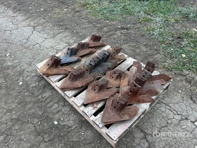 Quantity of (112) Cultivator Shanks