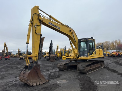 2018 Komatsu PC200LC-8 Tracked Excavator