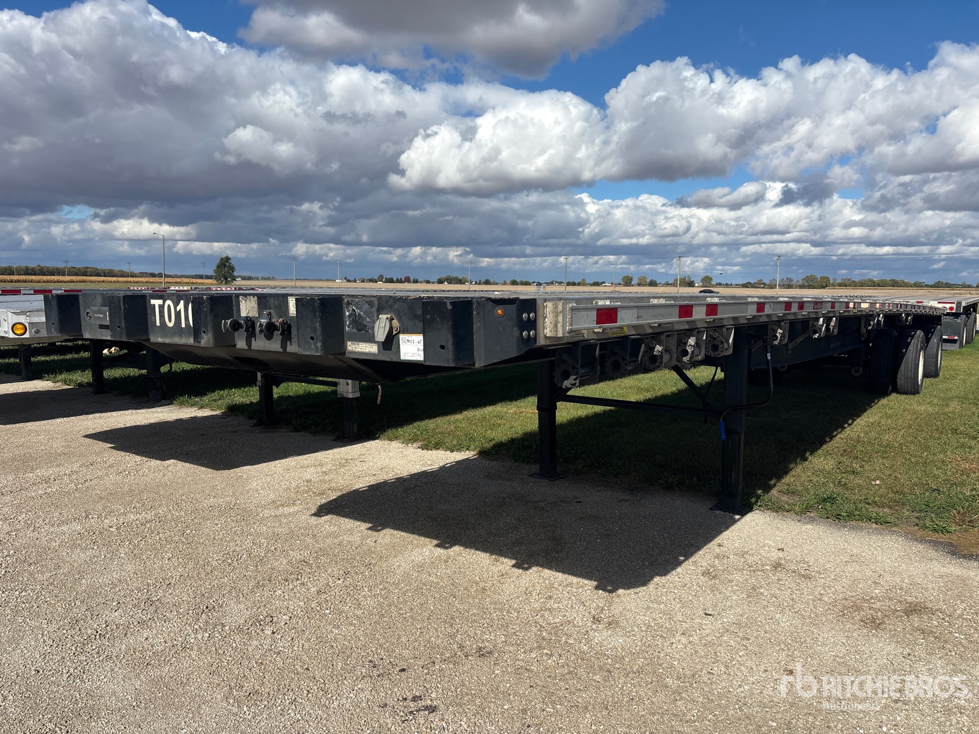 2024 Great Dane FLP-0024-00048 48 ft T/A Flatbed Trailer