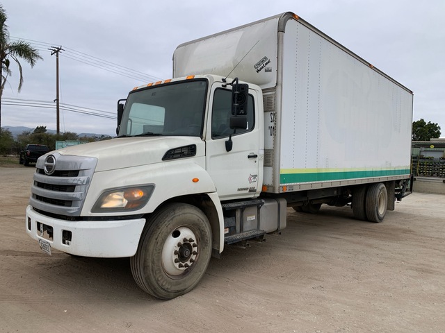 2015 Hino 268 4x2 Van Truck