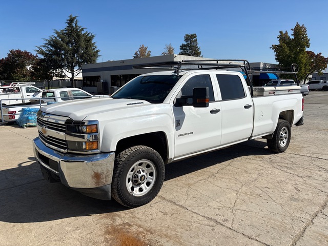 2016 Chevrolet 3500 4x2 Crew Cab Pickup (Inoperable) 2016 Chevrolet 3500 4x2 Crew Cab Pickup (Inoperable)