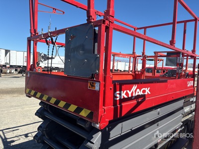 2022 Skyjack SJ4740 Electric Piattaforma aerea verticale