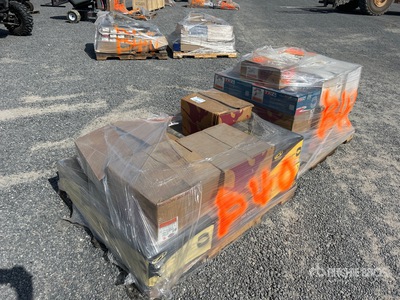 Quantity of (2) Pallets of Brake Shoes قطع غيار الشاحنات (Unused)