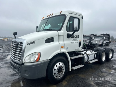 2013 Freightliner Cascadia 113 6x4 Tracteur Routier