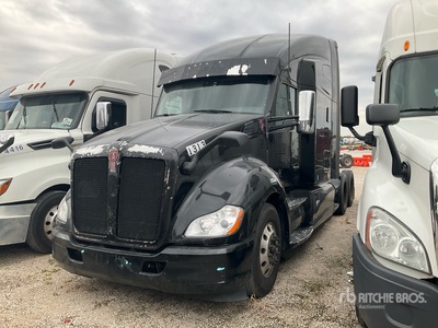2019 Kenworth T680 6x4 Ciągnik siodłowy T/A z kabiną sypialną